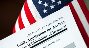 ¿Cómo pongo una solicitud de asilo en los Estados Unidos sin un abogado?