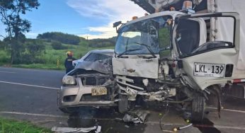 Son dos soldados muertos en estado de shock en el camión