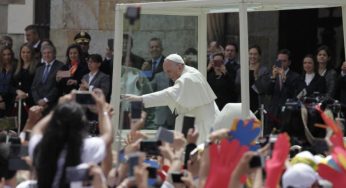 Arzobispo de todos, Luis F. Rodríguez, después de la muerte del Papa Francisco